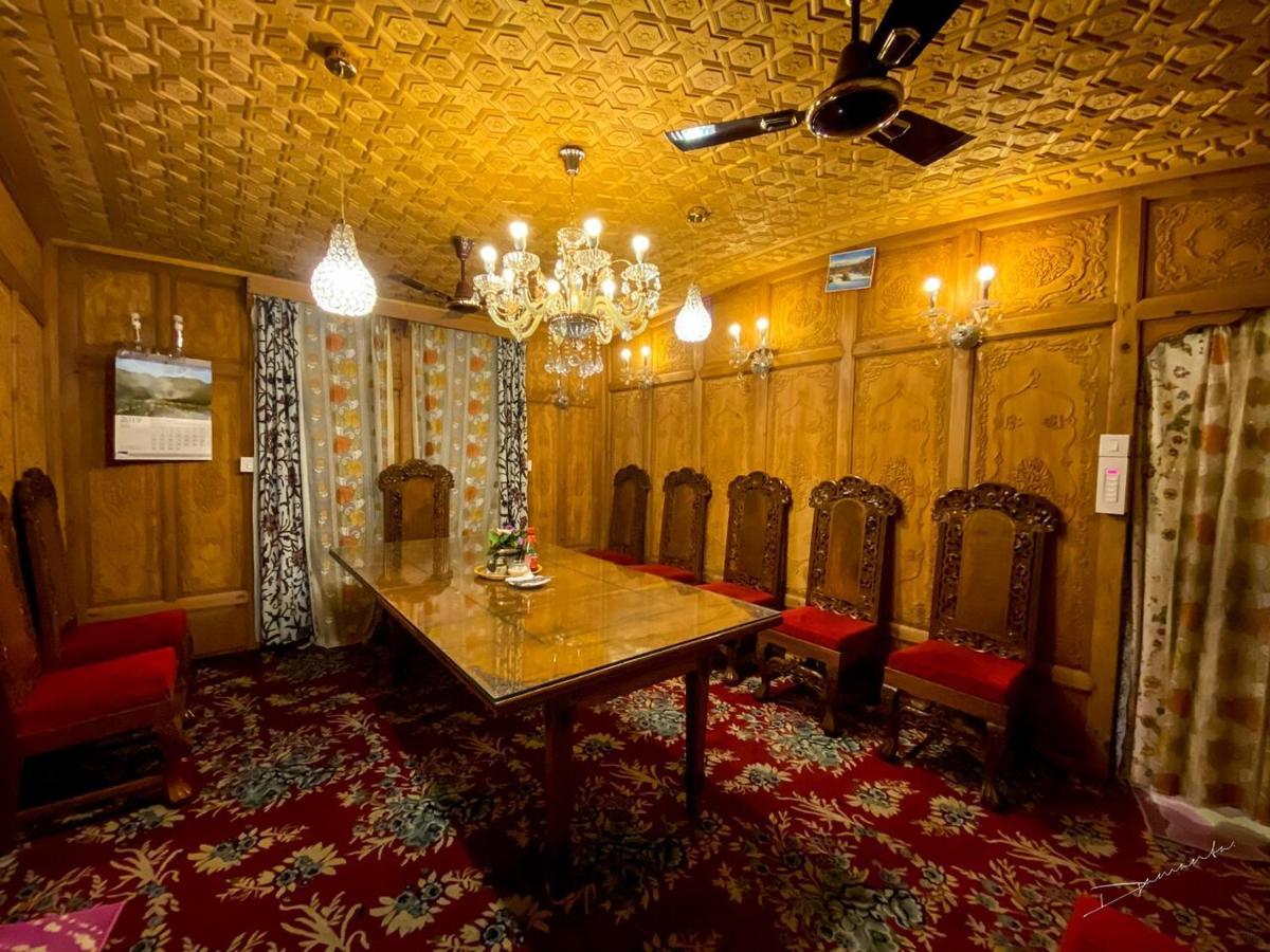 מלון Srīnagar Chicago Group Of Houseboats מראה חיצוני תמונה