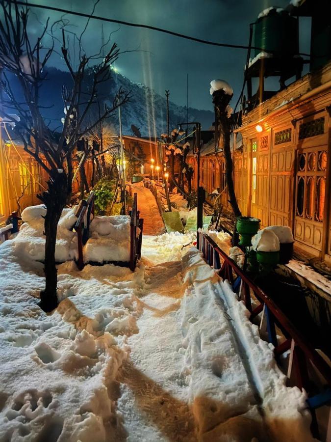 מלון Srīnagar Chicago Group Of Houseboats מראה חיצוני תמונה