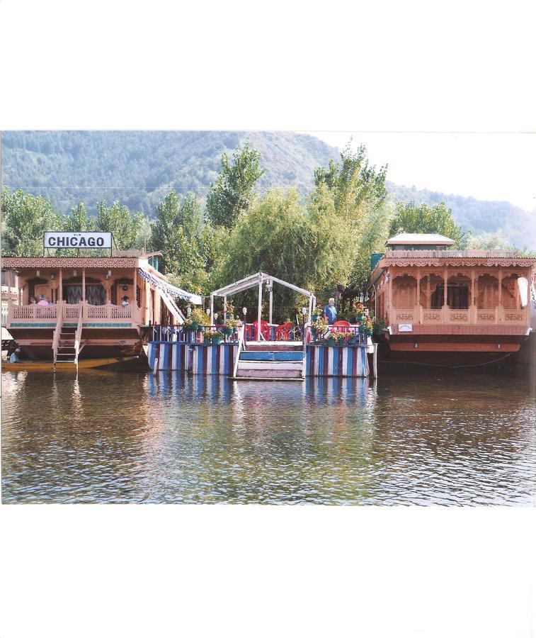 מלון Srīnagar Chicago Group Of Houseboats מראה חיצוני תמונה
