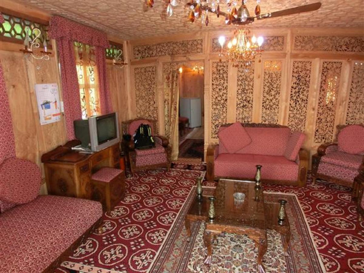 מלון Srīnagar Chicago Group Of Houseboats מראה חיצוני תמונה
