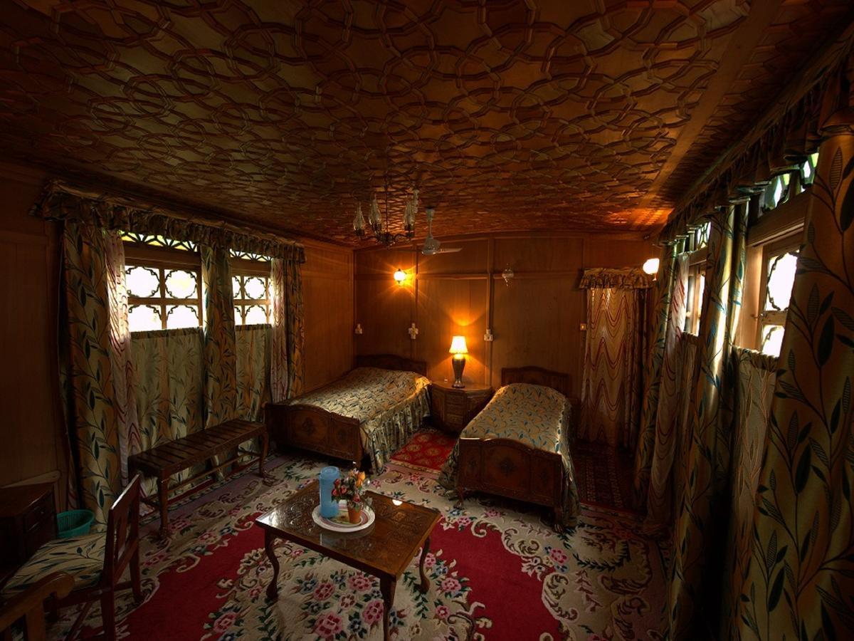 מלון Srīnagar Chicago Group Of Houseboats מראה חיצוני תמונה