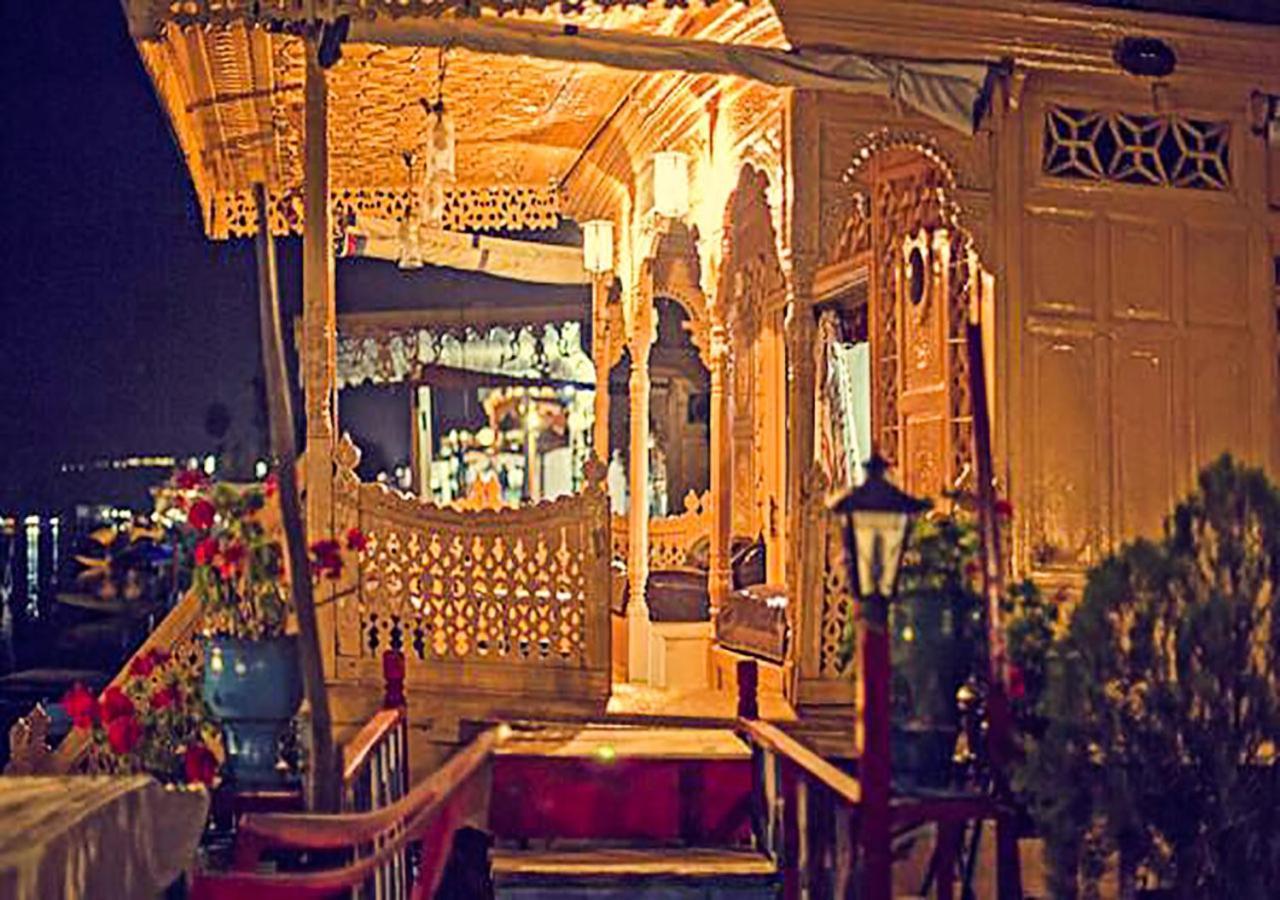 מלון Srīnagar Chicago Group Of Houseboats מראה חיצוני תמונה